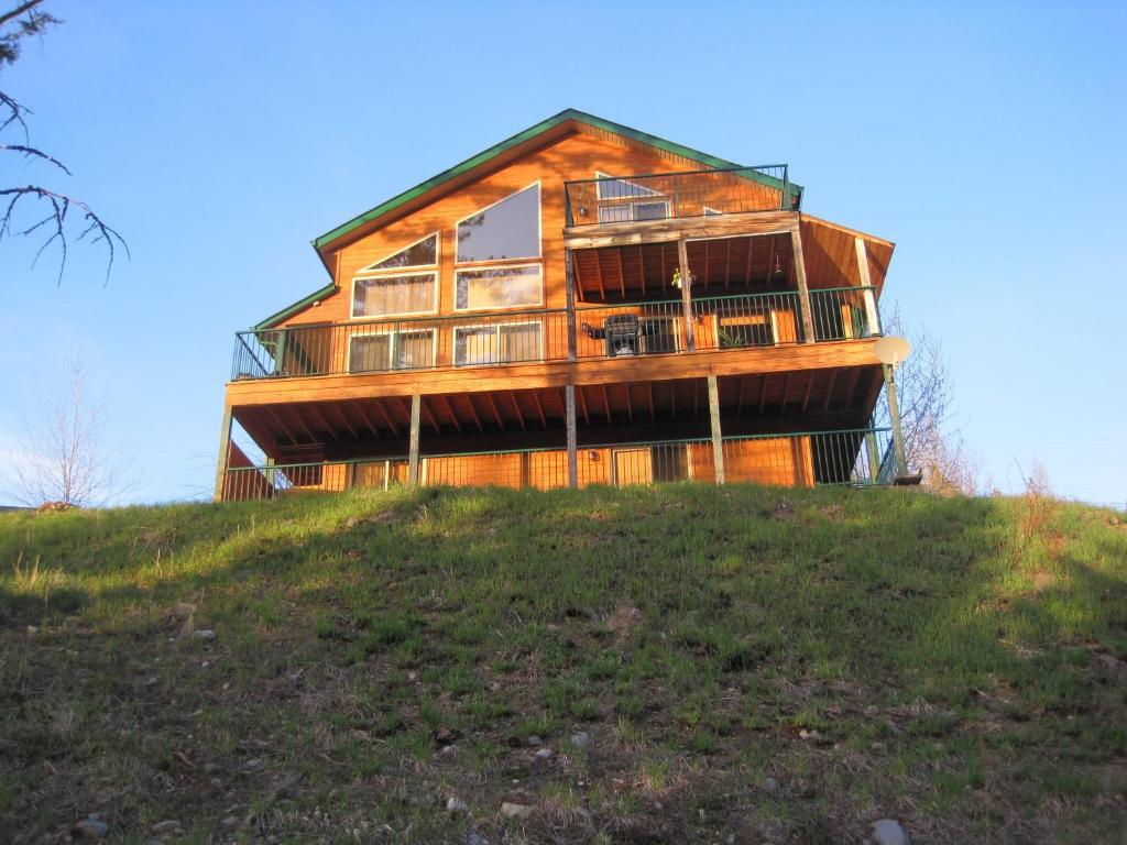 Wild Nature B&B Келоуна Екстер'єр фото